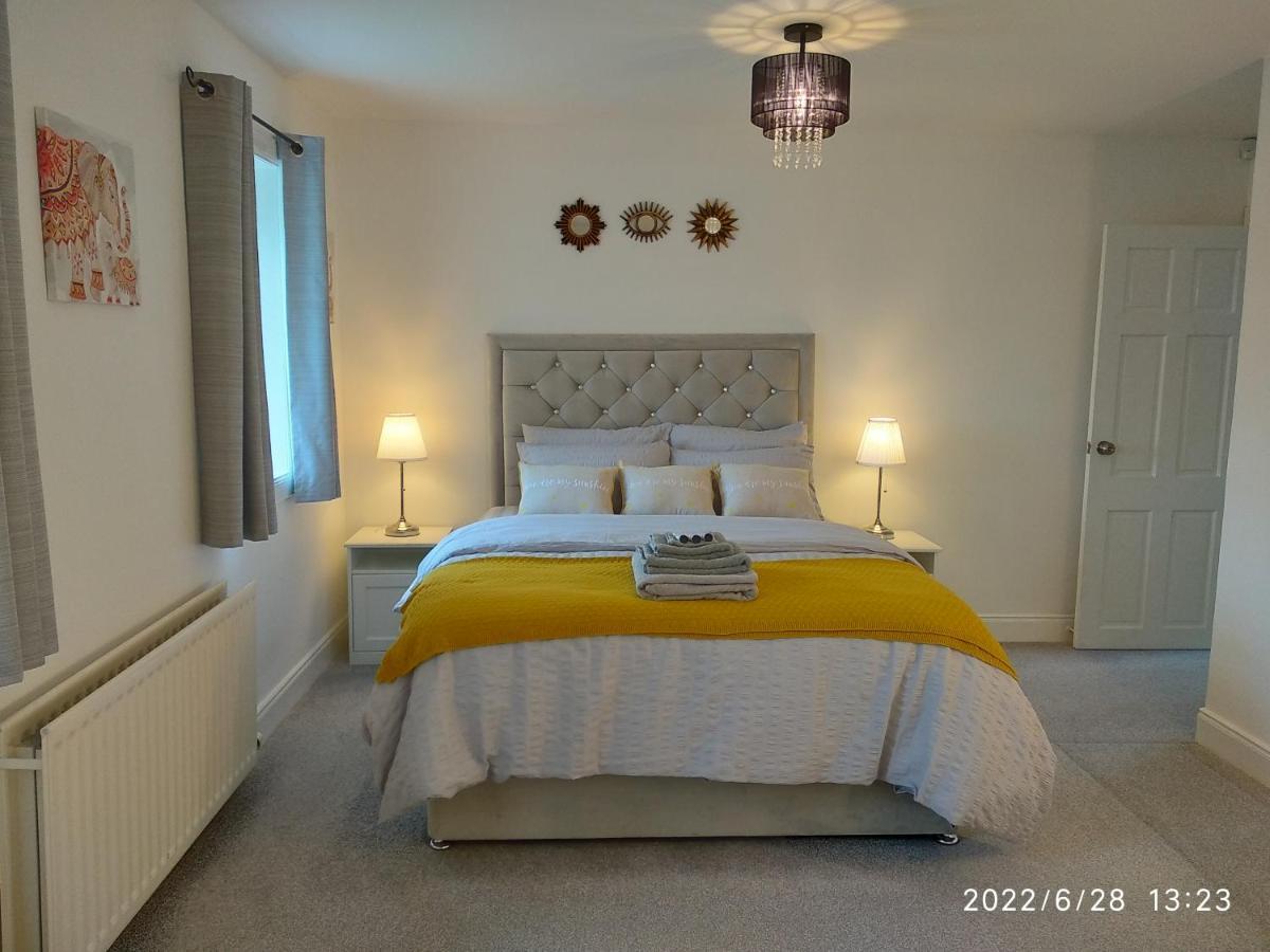 Cottage With Panoramic Views Kirk of Shotts Εξωτερικό φωτογραφία