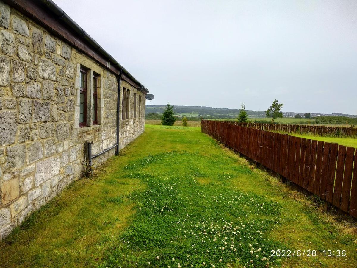 Cottage With Panoramic Views Kirk of Shotts Εξωτερικό φωτογραφία